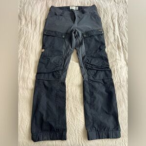 Fjallraven Keb Cargo Pants - Black Size 40 (US30-31”) Like New